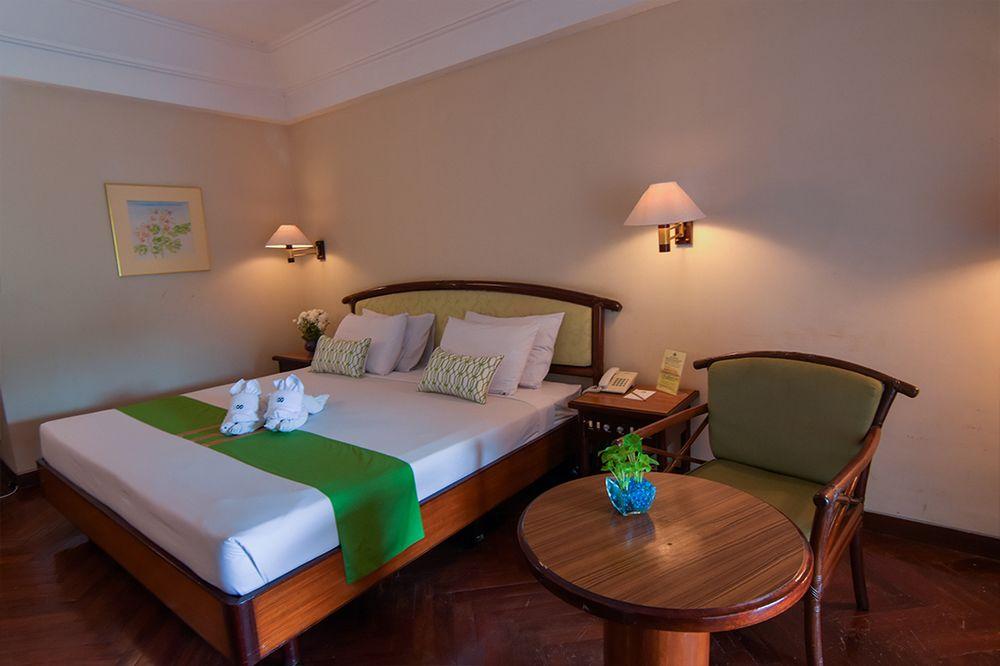 Jatinangor National Golf & Resort Eksteriør billede